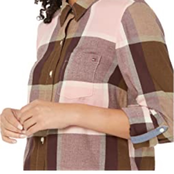 TOMMY HILLFIGER Women's Big City Flannel Shirt - Picture 2 of 3